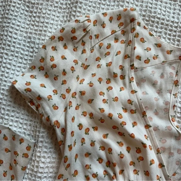 Free People Mia Jumpsuit size 0 peach print jumpsuit cream color - Picture 7 of 8